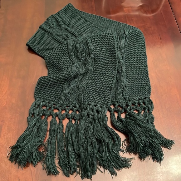 Merona Green Scarf - Picture 2 of 4
